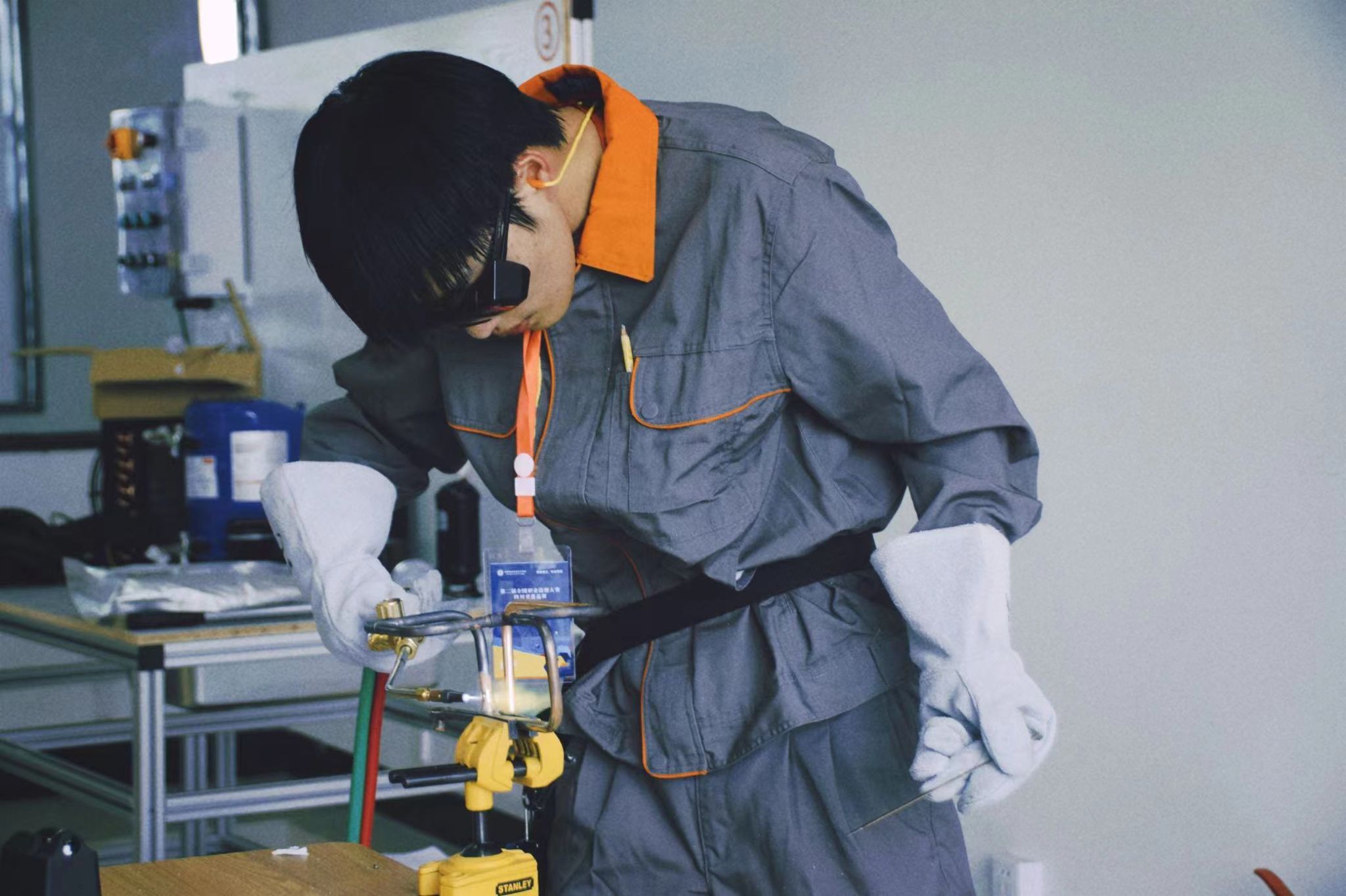 成都纺专成功举办第二届全国职业技能大赛四川省遴选赛制冷与空调赛项