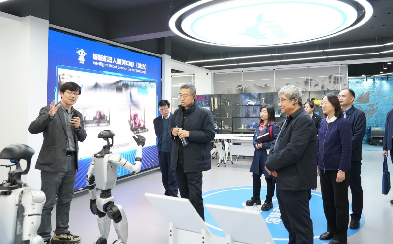 九三学社中央调研组莅临学校调研新兴产业技术人才培养工作